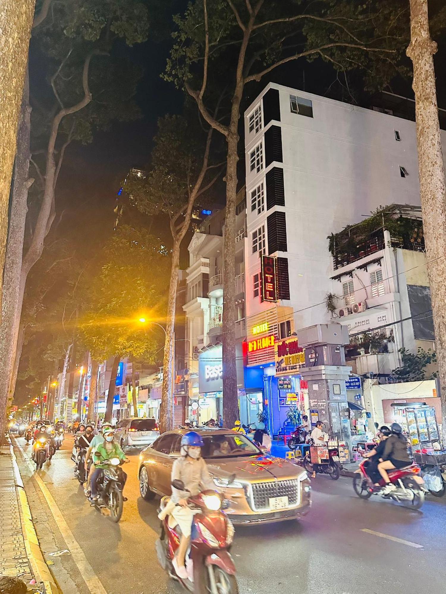 Redflower Hotel Ho Chi Minh City Exterior photo