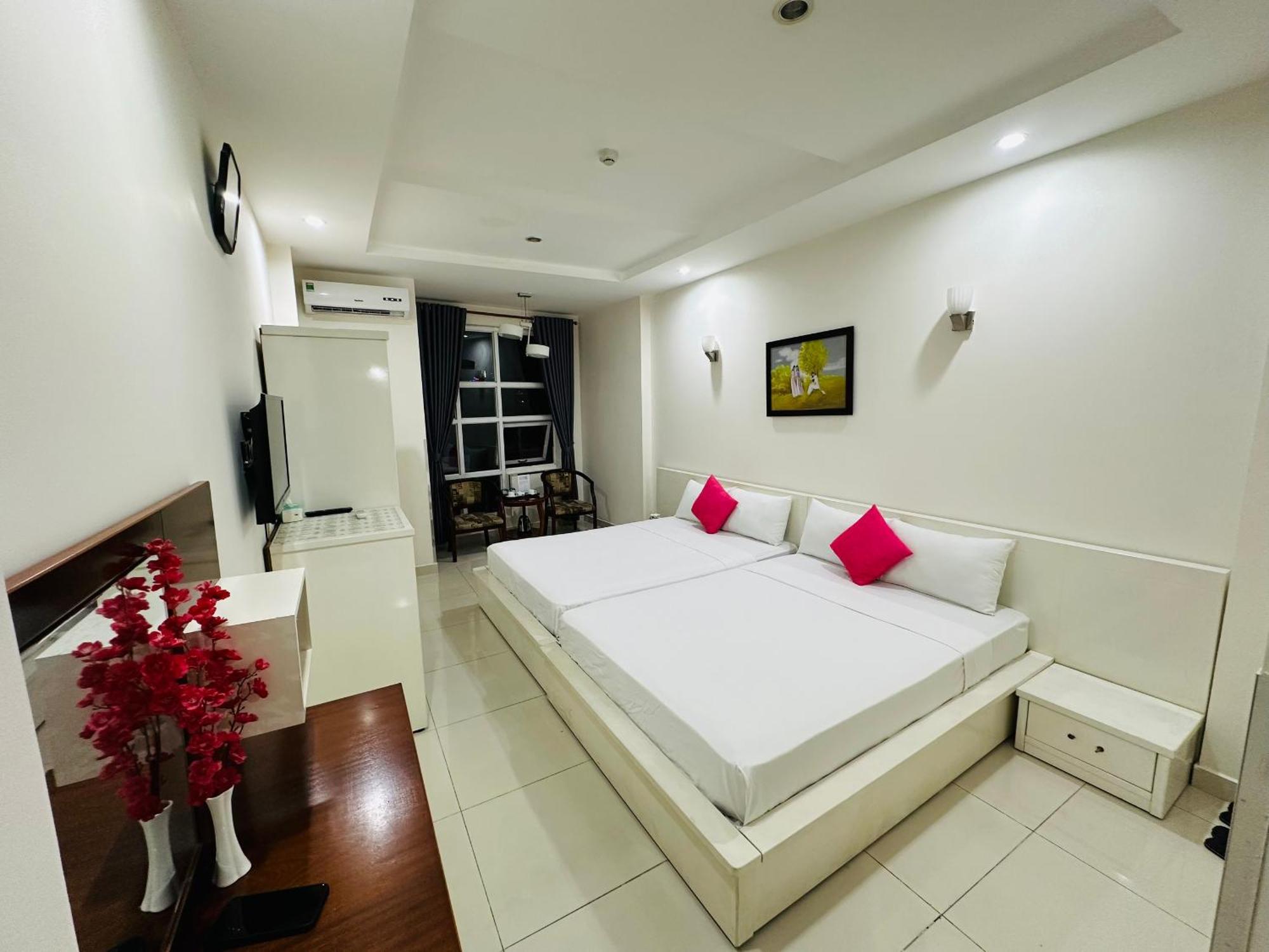 Redflower Hotel Ho Chi Minh City Exterior photo