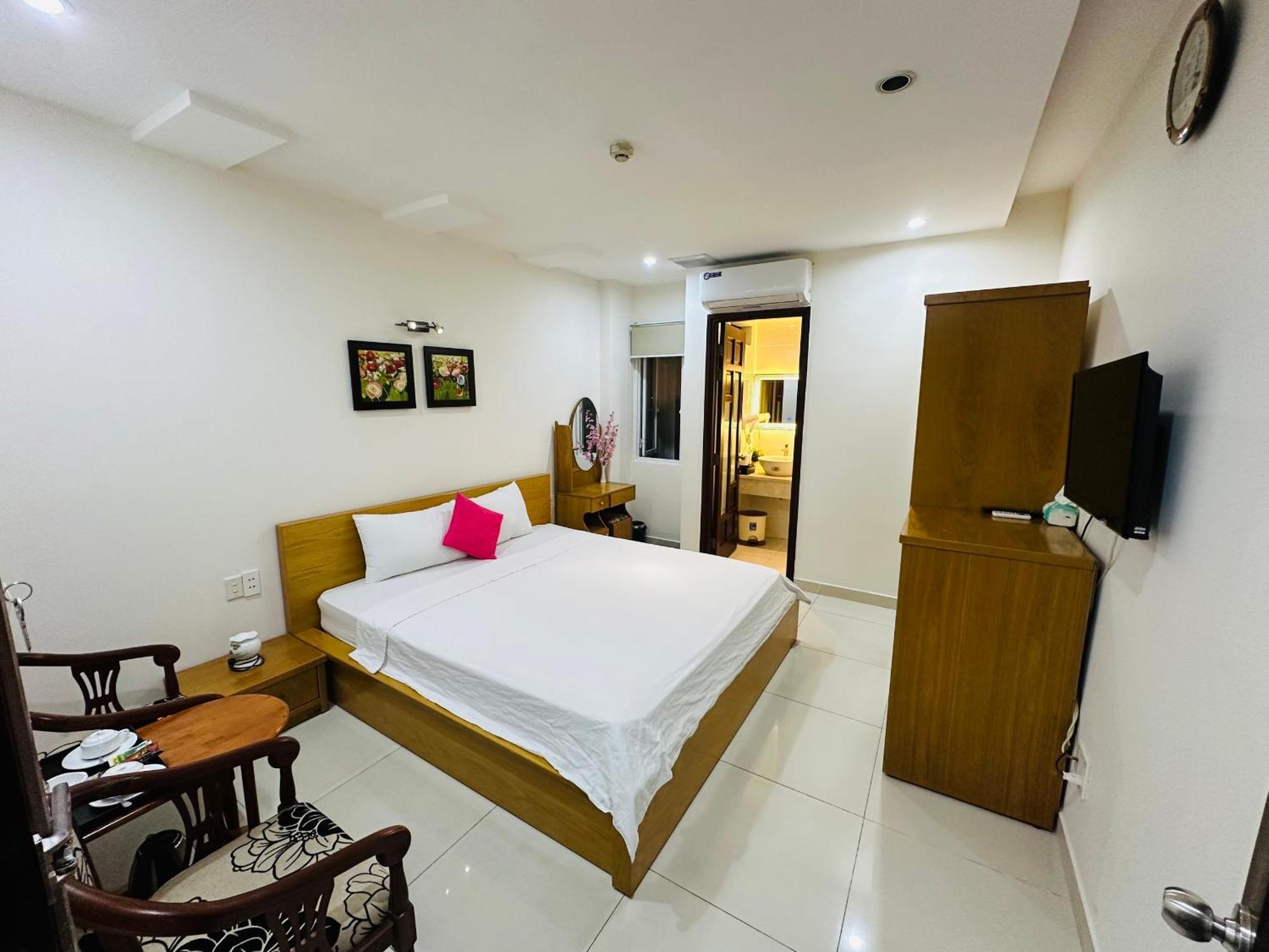 Redflower Hotel Ho Chi Minh City Exterior photo