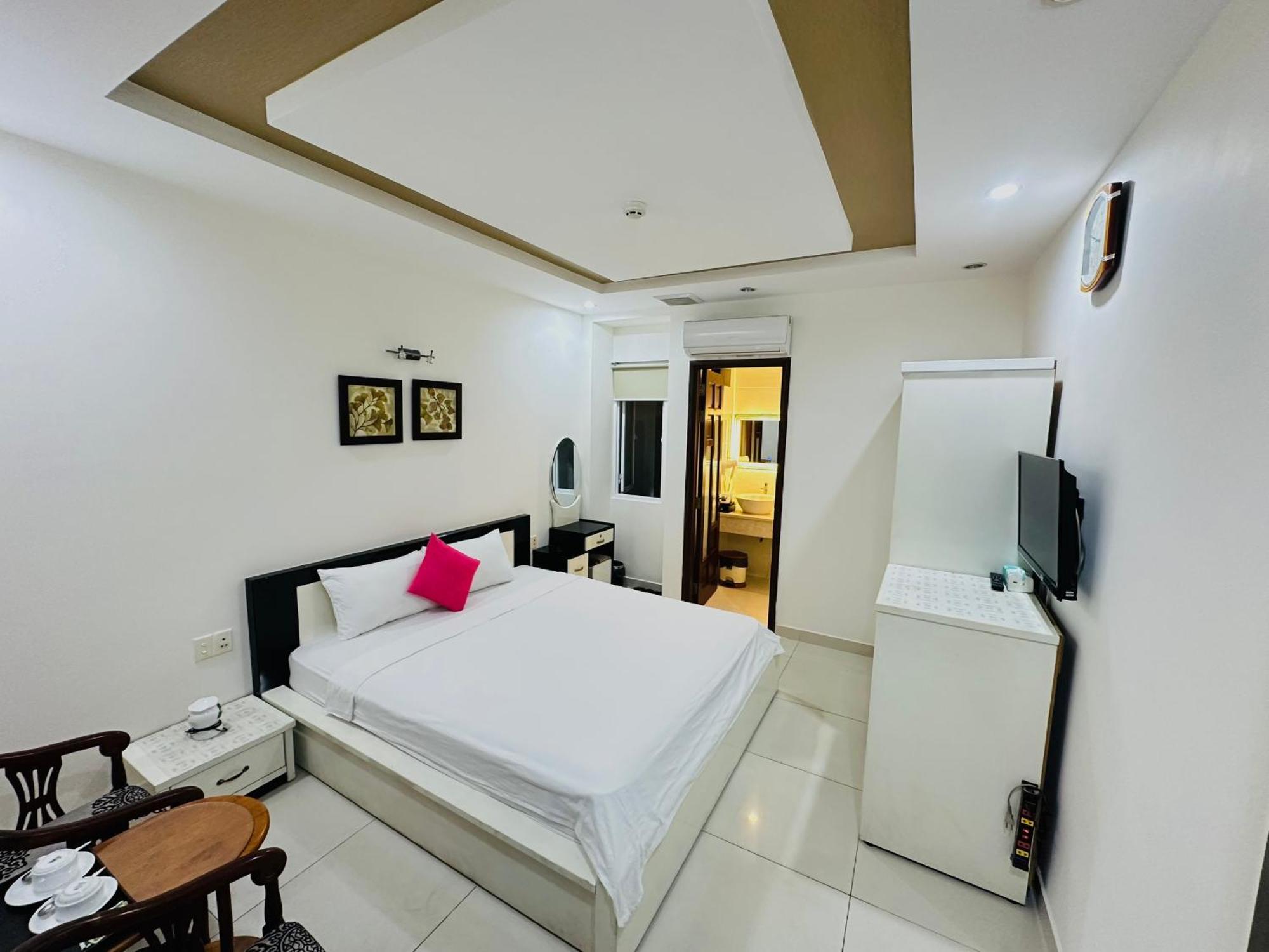 Redflower Hotel Ho Chi Minh City Exterior photo